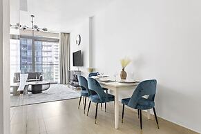 StoneTree - Luxury 2 BR - Prime location