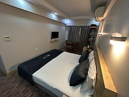 MOJO OTEL ALSANCAK