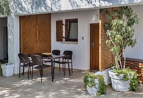 Edem Garden Residence by Estia