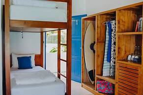 Playgrounds Wave Lodge