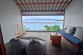 Playgrounds Wave Lodge