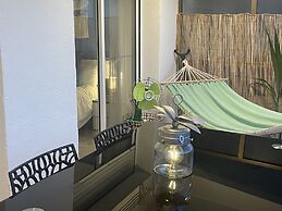 Your Retro Beach Front Hideaway in Salou