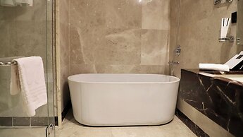Five seasons Hotel & Spa