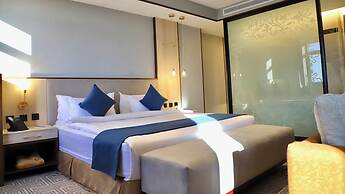 Five seasons Hotel & Spa