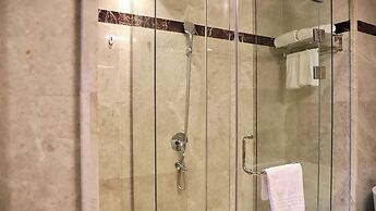 Five seasons Hotel & Spa