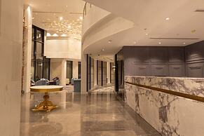 Five seasons Hotel & Spa