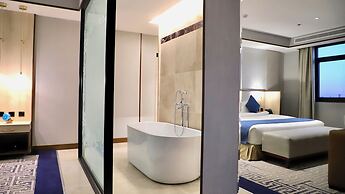 Five seasons Hotel & Spa