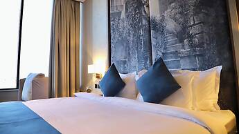 Five seasons Hotel & Spa
