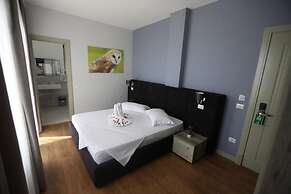 Perandor Beach Hotel