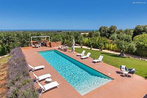 1917 Villa Malusida by Perle di Puglia