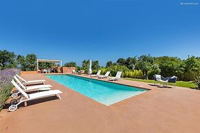 1917 Villa Malusida by Perle di Puglia