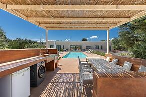 1917 Villa Malusida by Perle di Puglia