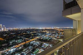 SuperHost - Downtown Delight 2BR Apt Opposite Burj Khalifa