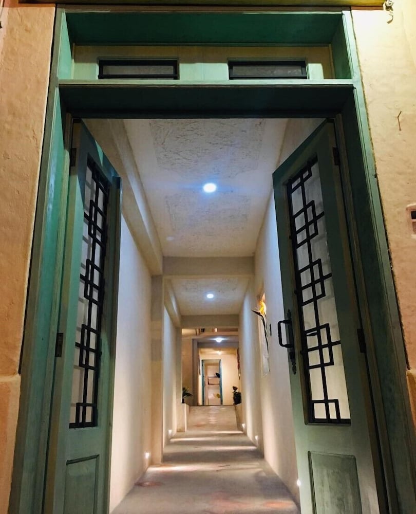 HOTEL VINAHEL