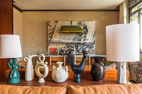 Brach Madrid - Evok Collection