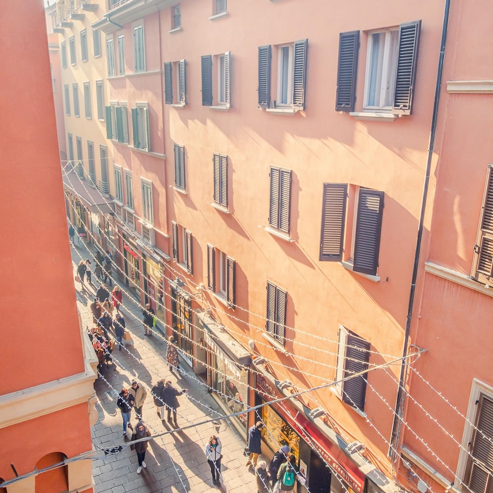Piazza Grande - Italian Homing