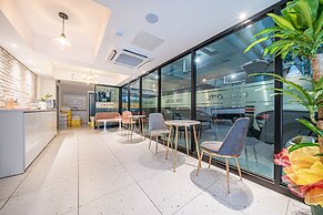 DK Hotel