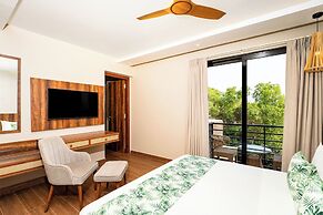 HOLITEL ANJUNA GOA