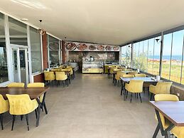 1071 Otel & Restaurant