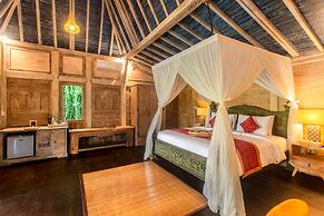 Wooden Ganeca Villas by GenuineHost