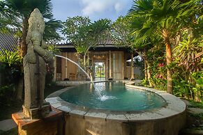 Wooden Ganeca Villas by GenuineHost