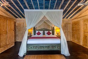 Wooden Ganeca Villas by GenuineHost