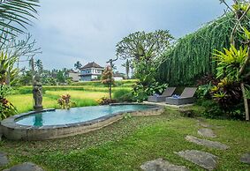 Wooden Ganeca Villas by GenuineHost