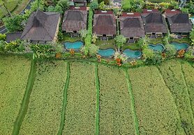 Wooden Ganeca Villas by GenuineHost