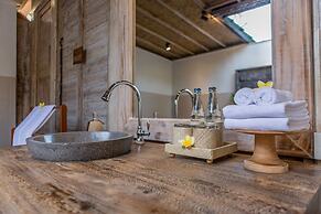 Wooden Ganeca Villas by GenuineHost