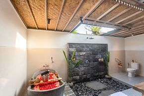 Wooden Ganeca Villas by GenuineHost