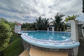 Lover'S Point Beach Front Resort