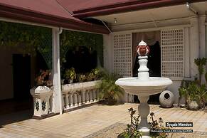 Happy Grey Hotel Vigan