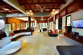 Ss Pool Villa Hill