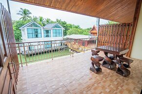 Ban Suan Bang Toei Homestay