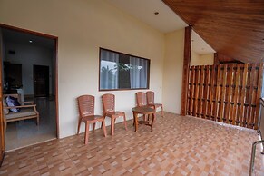 Ban Suan Bang Toei Homestay