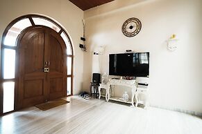 Clifton Villa