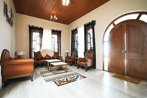 Clifton Villa