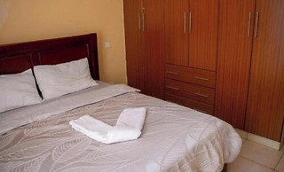 Honey Dew Greatwall Apartments
