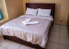 Honey Dew Greatwall Apartments