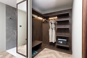 Visionair Suites