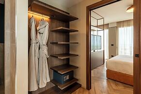 Visionair Suites