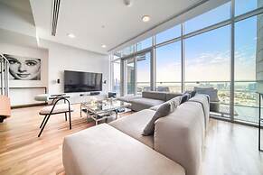 Prime Difc Duplex With Iconic Skyline Views