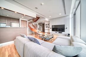 Prime Difc Duplex With Iconic Skyline Views