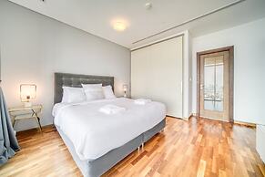 Prime Difc Duplex With Iconic Skyline Views