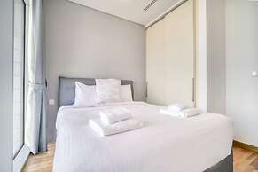 Prime Difc Duplex With Iconic Skyline Views
