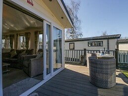 Lakeside Haven