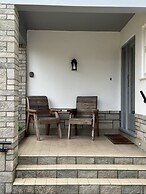Impeccable 4-bed House in Bournemouth