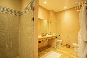 Riad Azia