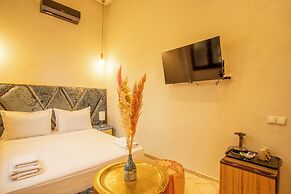 Riad Azia
