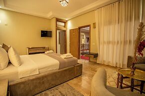 Riad Azia